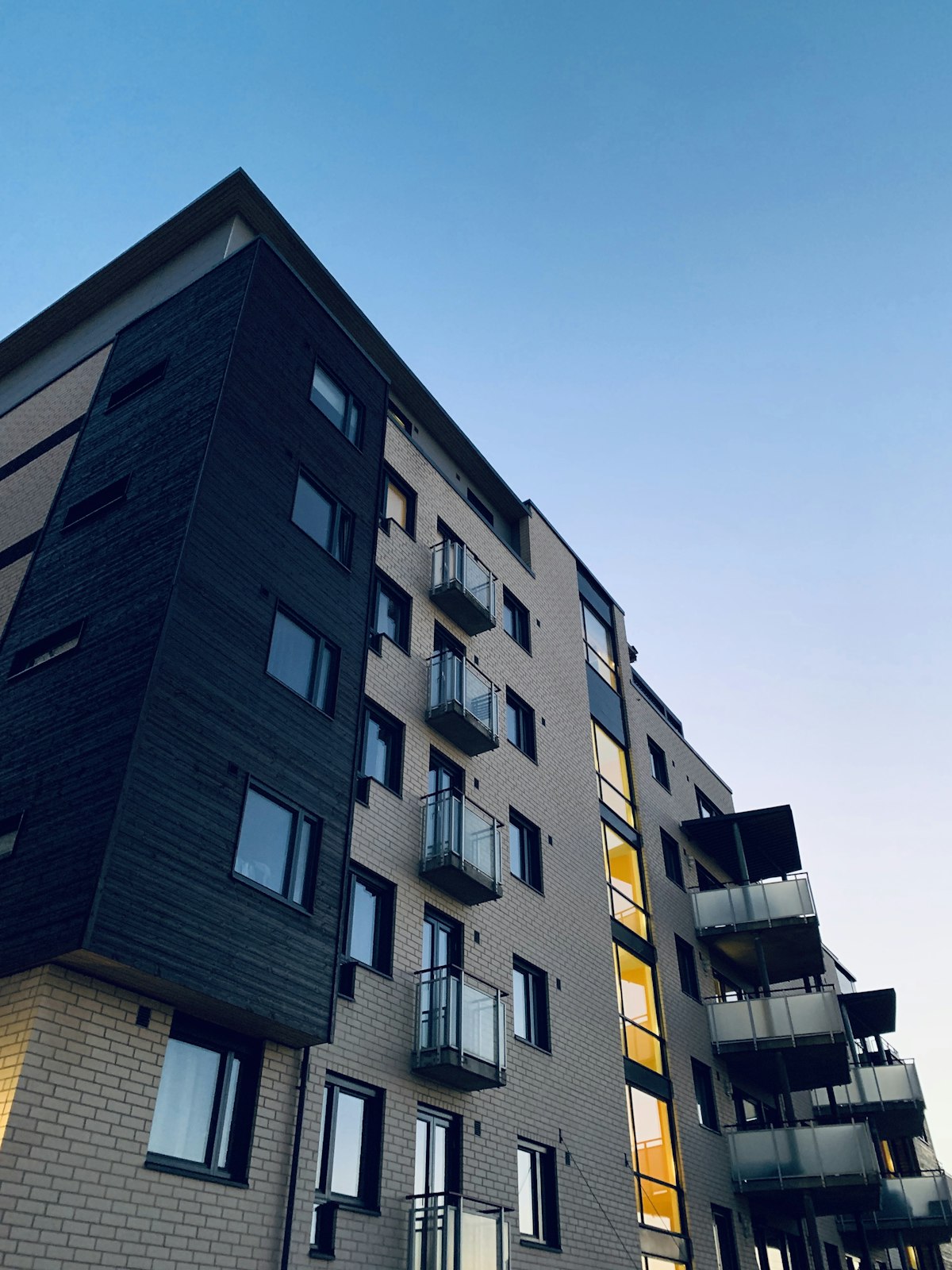 Multi-Family Building Soft Washing